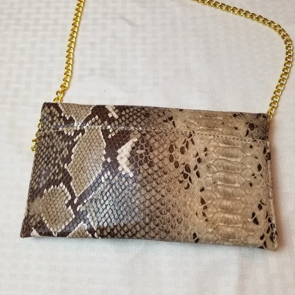 Mud Pie Snake Skin Cross body Bag - Picture 5 of 8